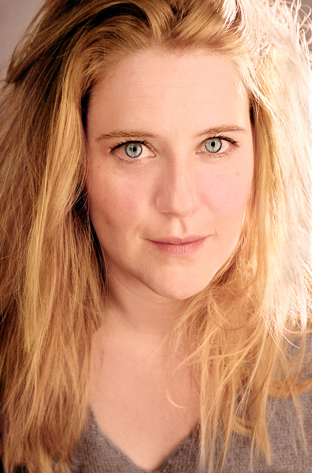 Headshots - VIVIAN KERR